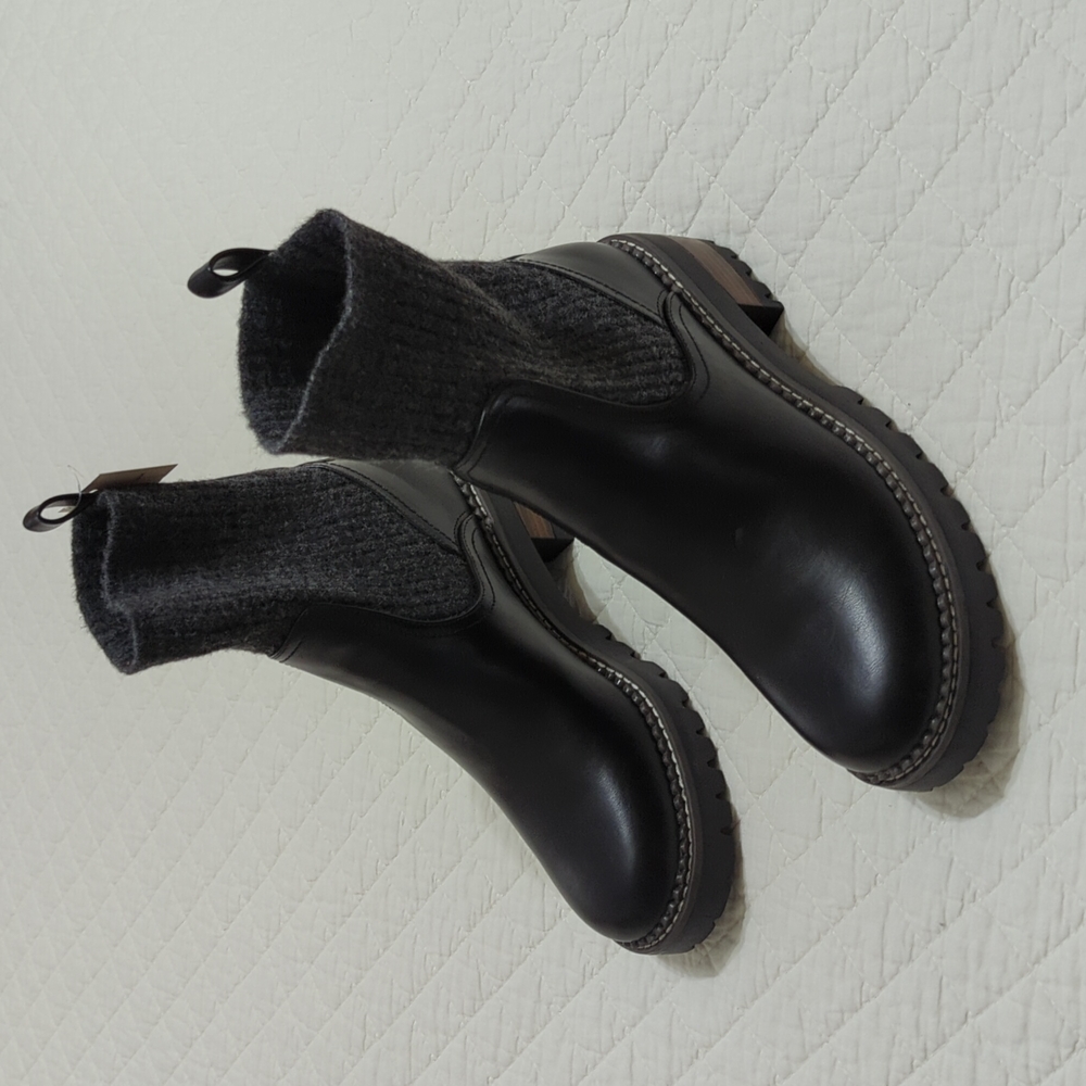 Women's Universal Thread lug boots sz 9 New